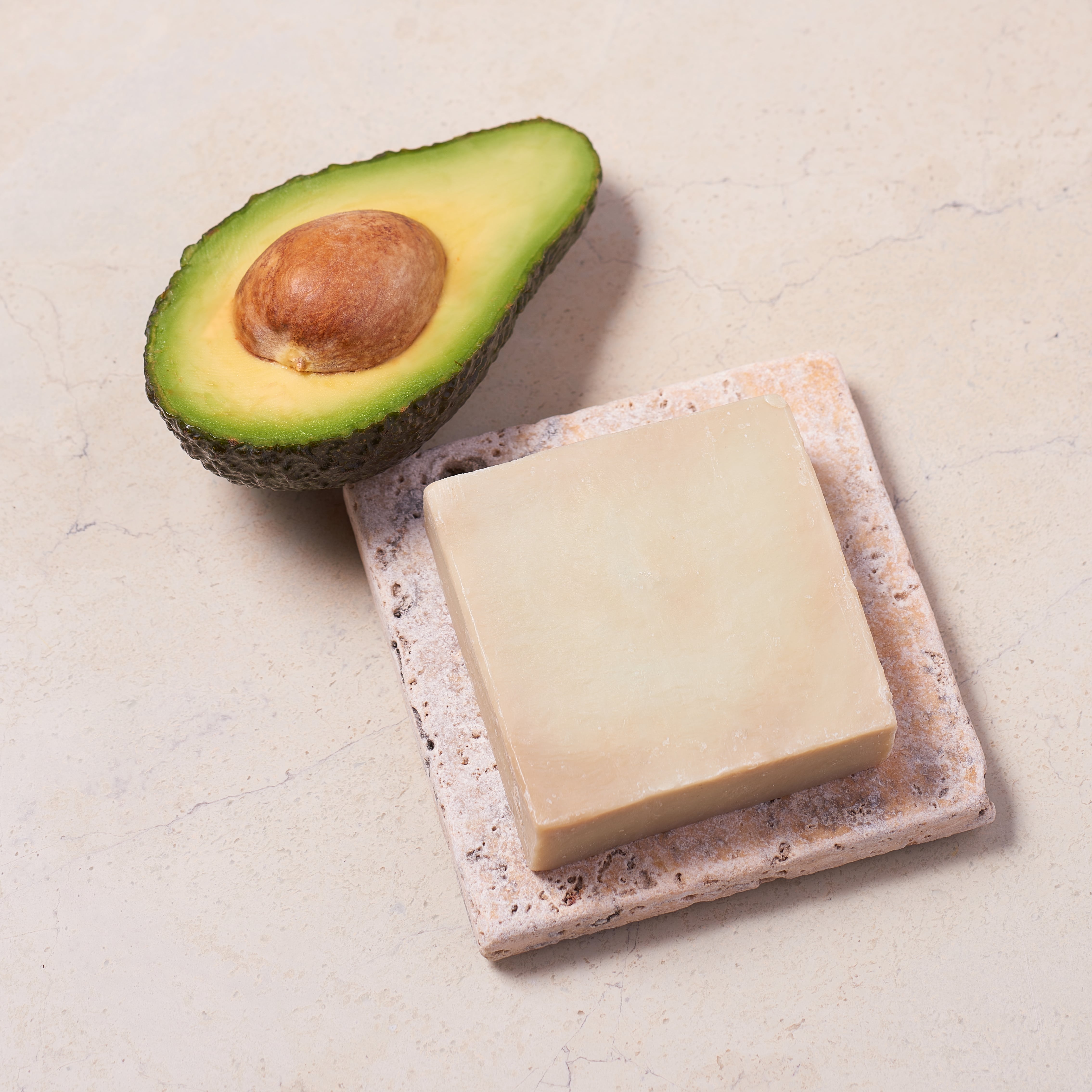 Travertin-Seifenset mit Avocado Naturseifen